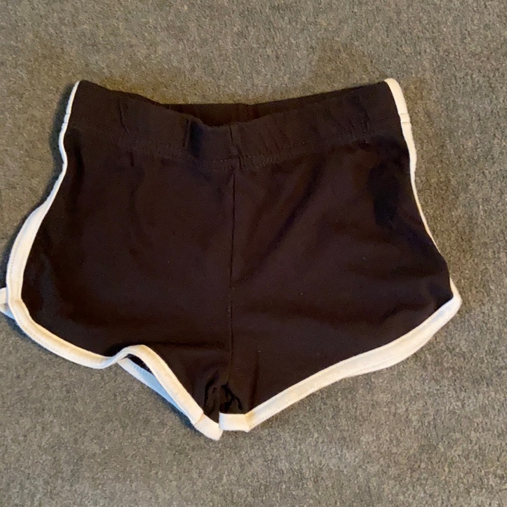 Garanimals 5T black shorts